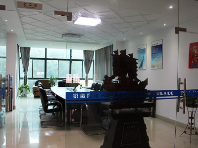 藍(lán)天風(fēng)機(jī)-會(huì)議室